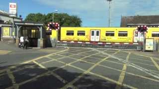 Birkdale Level Crossing [upl. by Nnylatsirk211]